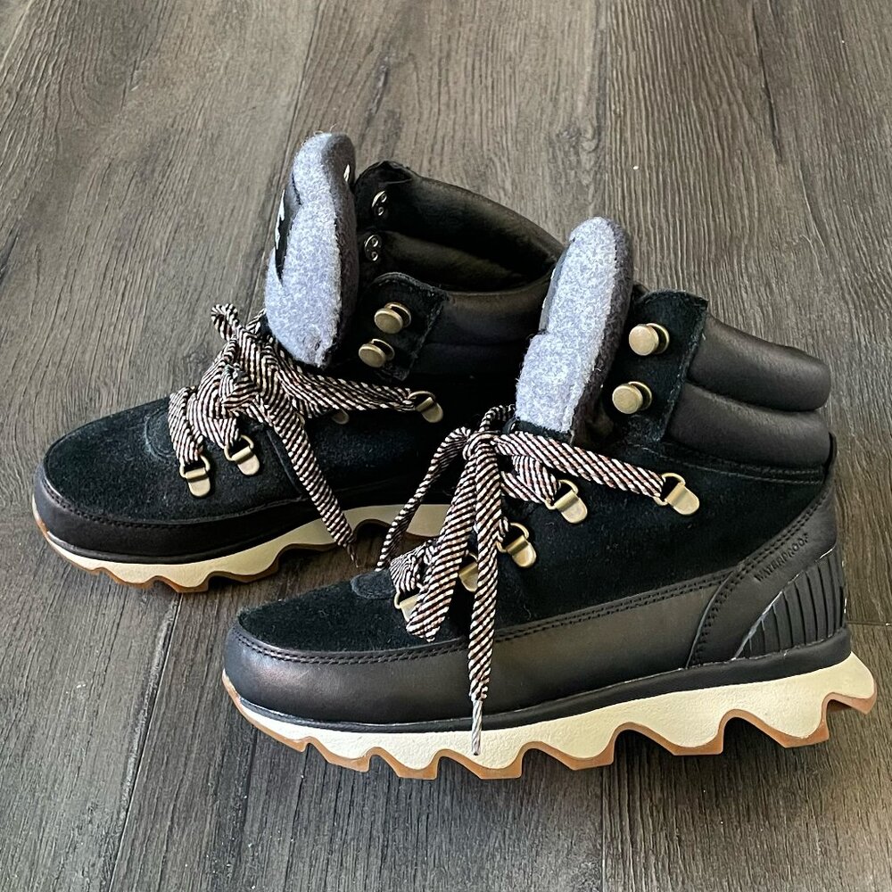 SOREL Kinetic Conquest Boot - Black - NEW